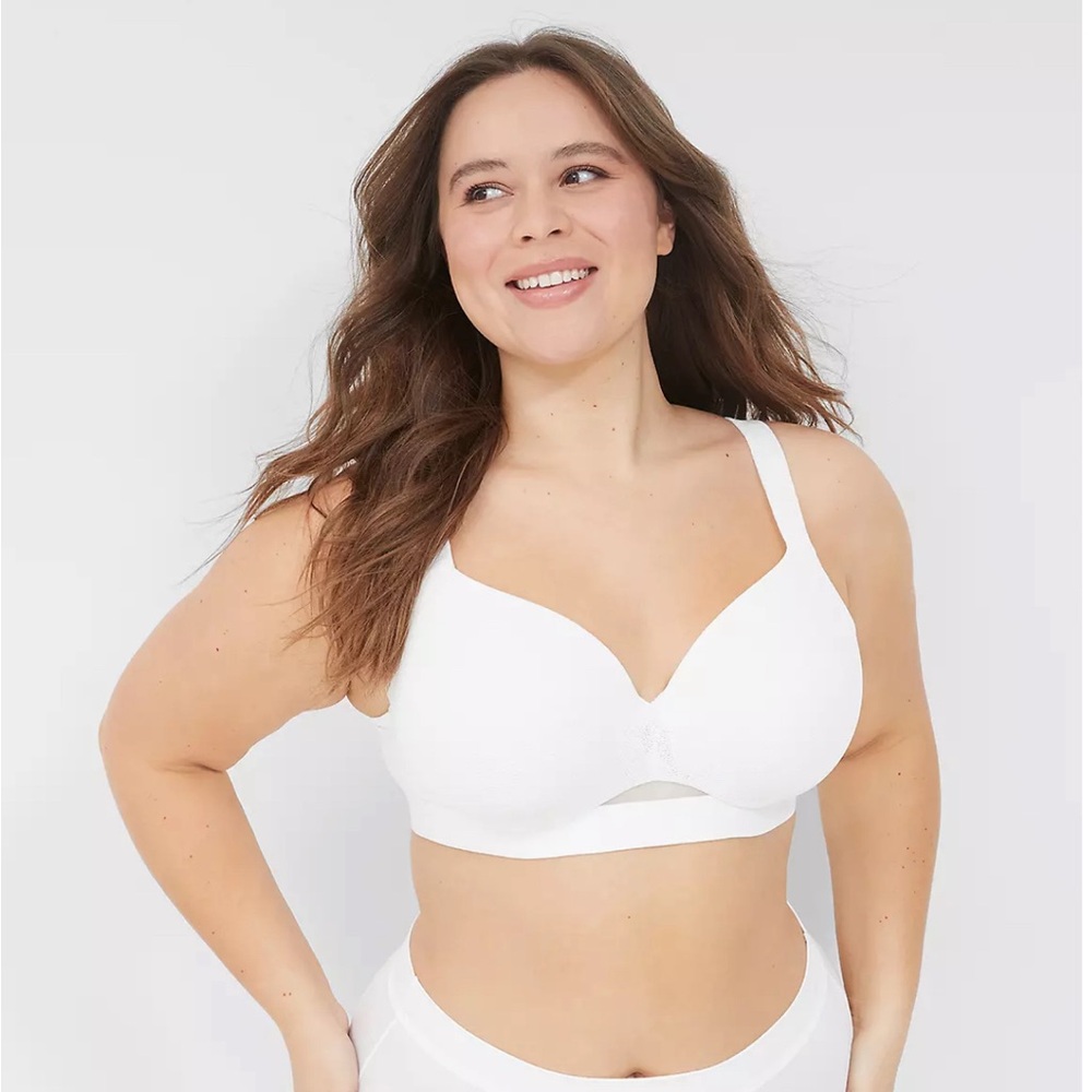 Cacique White Wireless Full Coverage Bra